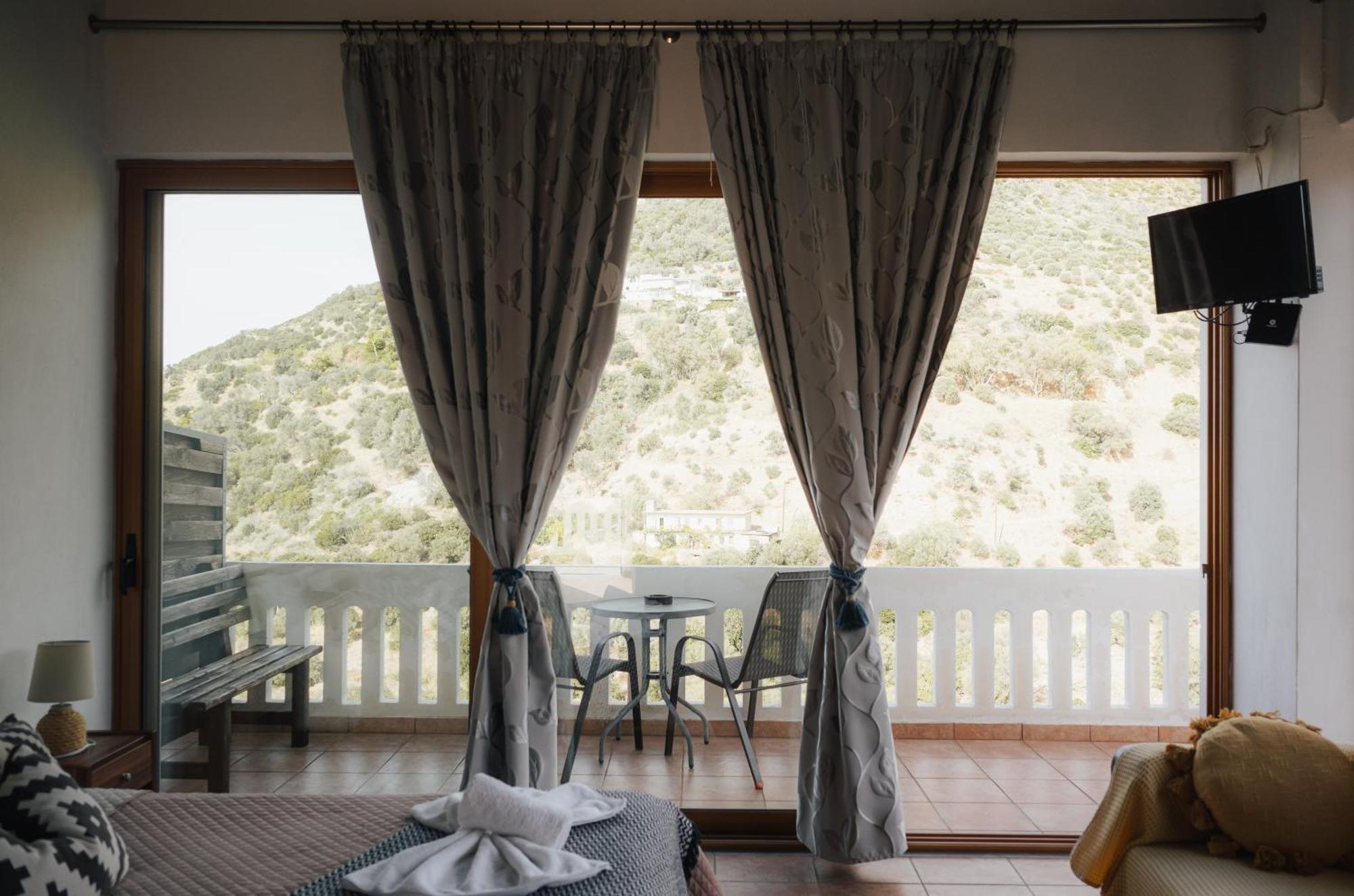 Lefteris Rooms Kambos  Luaran gambar