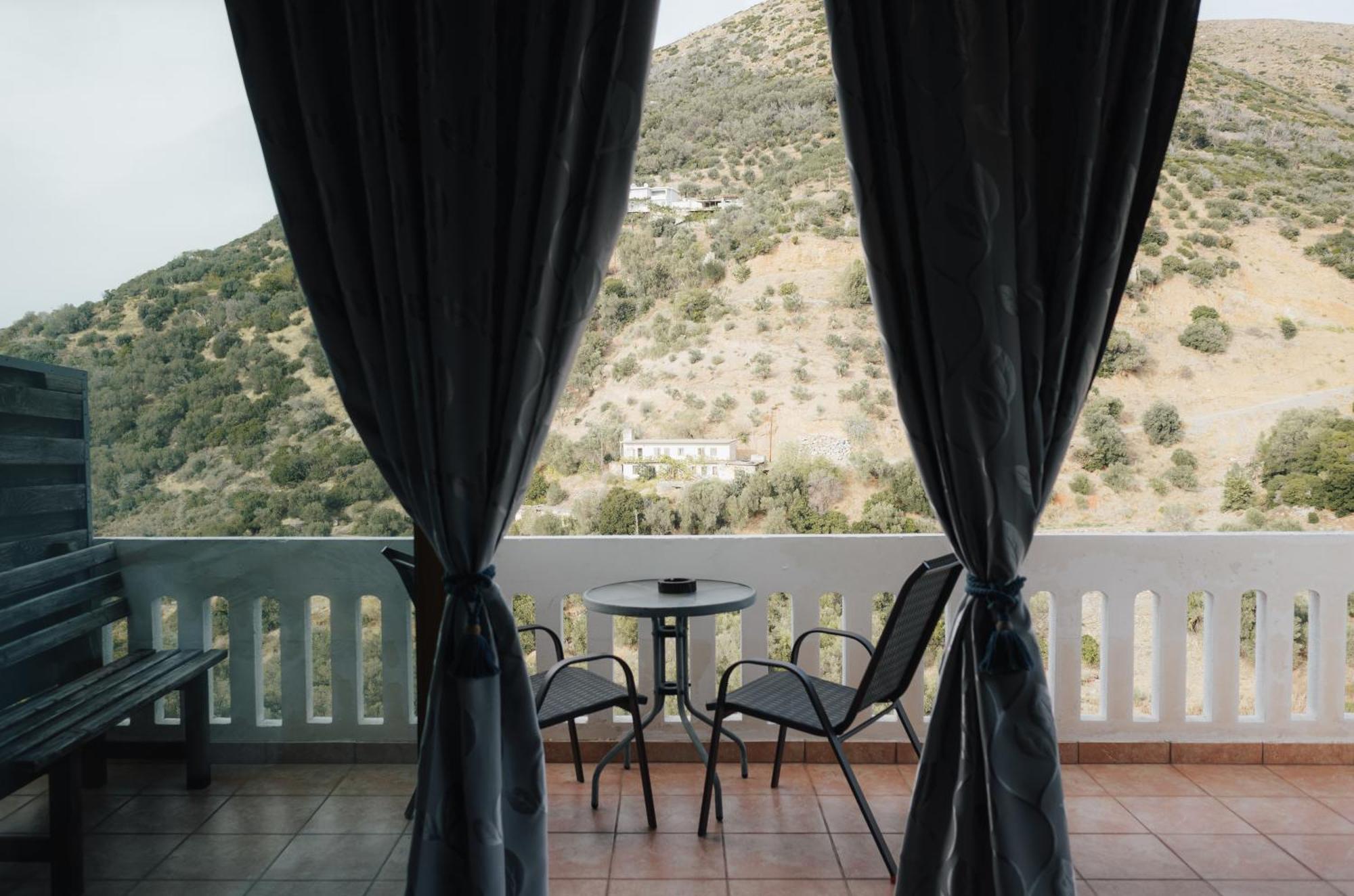 Lefteris Rooms Kambos  Luaran gambar